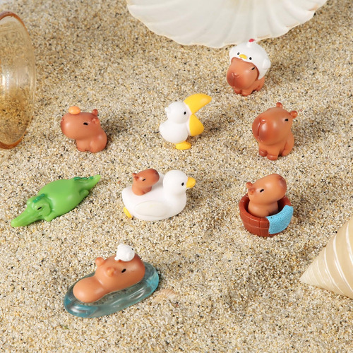 10pcs Mini Figuras De Capybara De Moda Juguete+50 Pegatinas