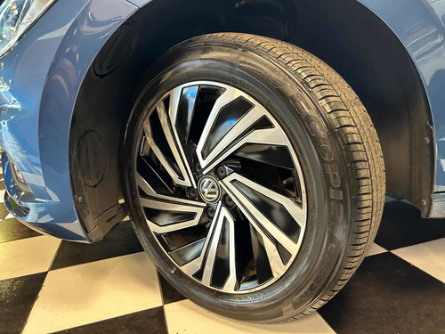 Imagen 22 de 25 de Volkswagen Vento 2021 1.4 Highline 150cv At No Passat Hybrid