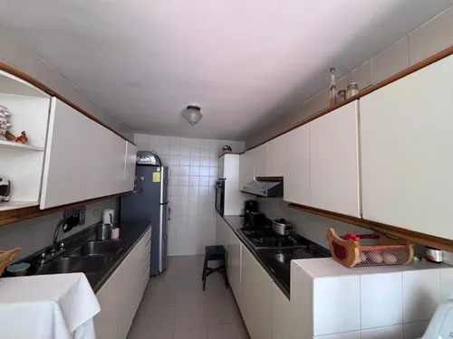 Casa En Venta En La Castellana. Cod V16608