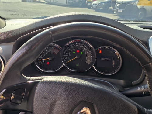 Renault Logan 1.6 DYNAMIQUE 8V FLEX 4P MANUAL