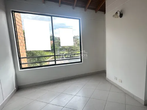 Apartamento En Arriendo En El Portal. Cod A776174
