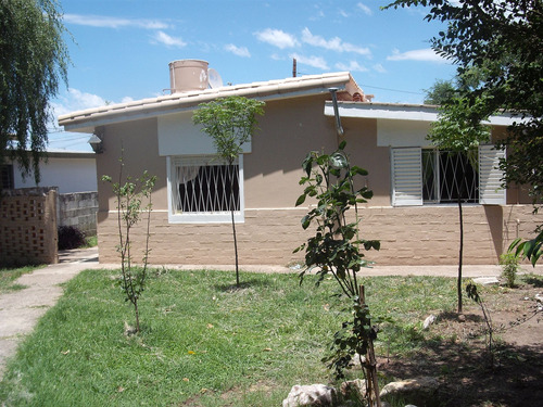 Casa Villa Del Dique 50mts De Plaza Elias Ramirez¡