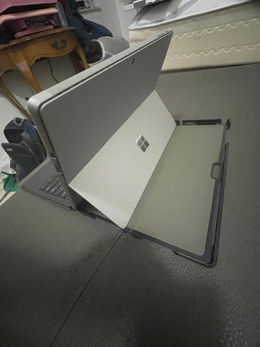 Microsoft Surface Pro 6 Table Laptop Core I5 (Usado)