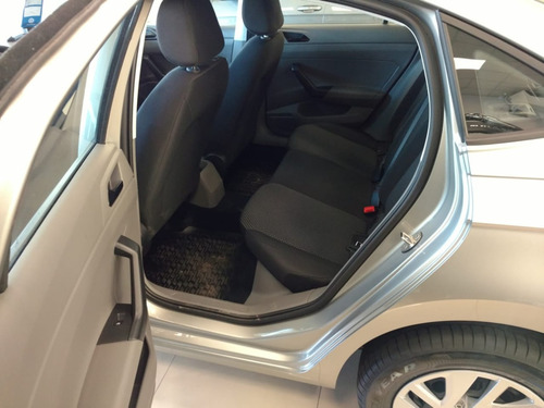 Imagen 10 de 15 de Volkswagen Virtus 1.6 Msi Trendline 2