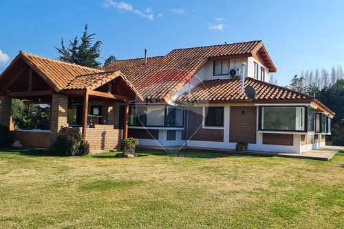 Exclusivo Arriendo De Casa En Parcela