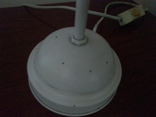 Lampara Velador De Mesa Con Caireles Habitacion Blanco Blanco (Usado)
