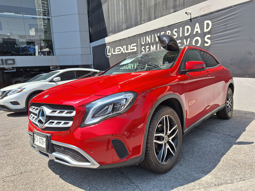 Mercedes-Benz Clase GLA 1.6 200 Cgi Sport At