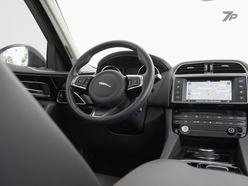 Imagem 9 de 12 de Jaguar F-pace 2.0 16v Turbo Diesel Prestige Awd 4p Automát