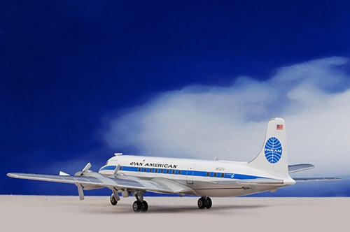 Hobby Master Airliner Douglas Dc-4 1/200 Celeste (Usado)