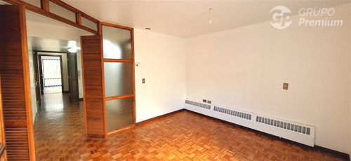 Departamento En Venta De 4 Dorm. En Concepción