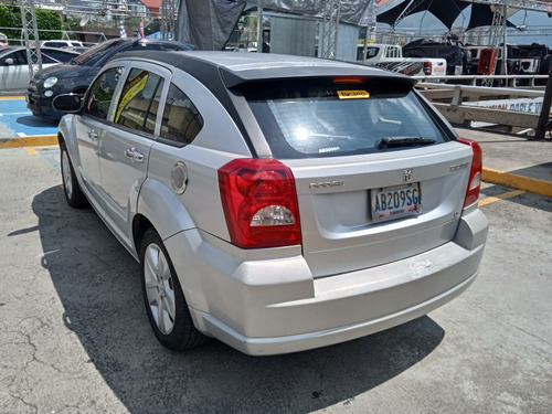 Imagen 5 de 18 de Dodge Caliber Le