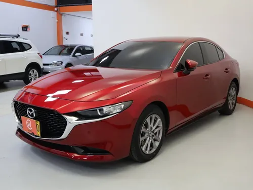 Mazda 3 TOURING 2.0 AT HÍBRIDO
