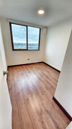 Departamento En Arriendo De 3 Dorm. En Llanquihue