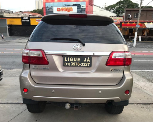 Toyota SW4 3.0 Srv 7l 4x4 Aut. 5p
