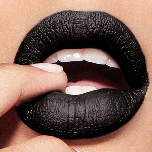 Labial Liquido Mate Ultra Fijacion Color Negro