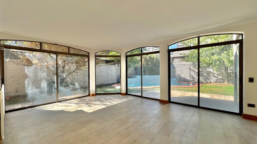 Casa Luminosa Y Remodelada