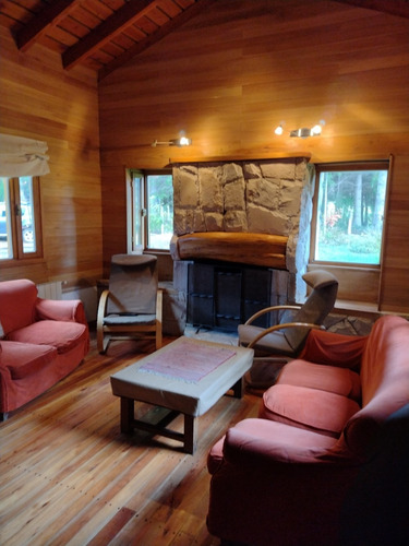 Imagen 2 de 14 de Alquiler Permanente Casa 4 Dorm Av. Bustillo 21135 Bariloche
