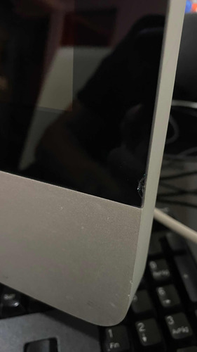 iMac 2010 21.5 Pulgadas (Usado)