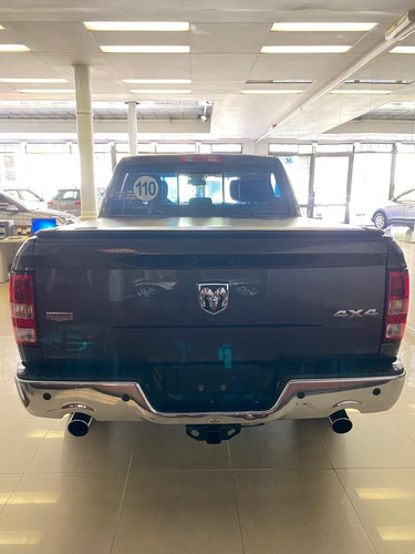 Imagen 5 de 16 de Dodge Ram 1500 Laramie V8 4x4 2016