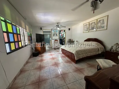 Casa En Venta Montalbán