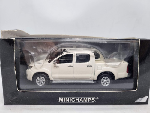 Toyota Hilux 2007 White 1/43 Minichamps 400166661