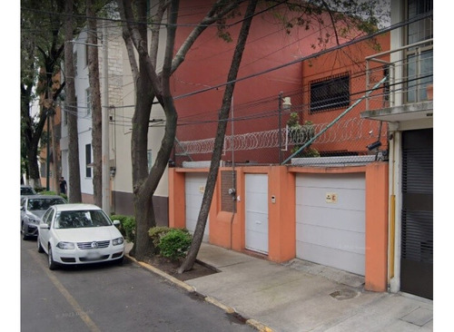 Casa En Remate En S Pedro De Los Pinos, Fg-375