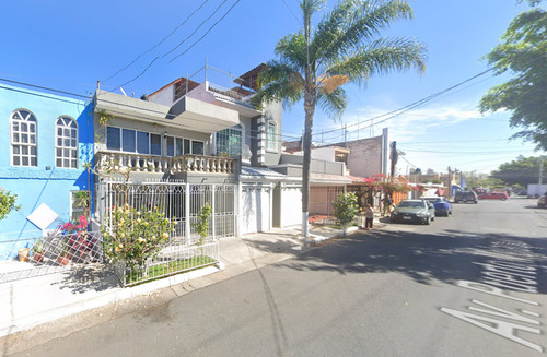 Casa En Venta En Los Arrayanes, Gdl-jal