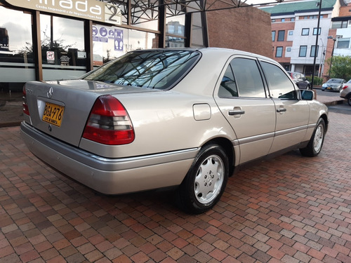 Mercedes Benz Clase C280 En Excelente Estado