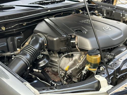 Toyota Fortuner Sr5