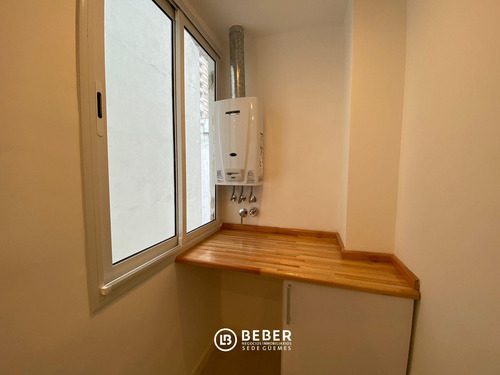 Imagen 18 de 30 de 2 Ambientes Con Balcon Saliente Reciclado!!!