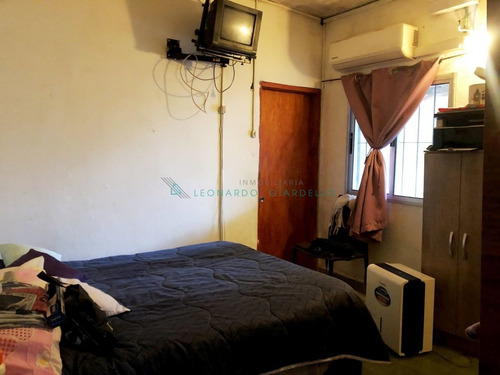 Imagen 14 de 30 de Colonia Del Sacramento - Importante Casa De 4 Dormitorios Y 2 Apartamentos