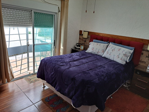 Excelente Ubicación Casa A Nuevo 1 Dormitorio Y Medio ,cochera Y Parrilla