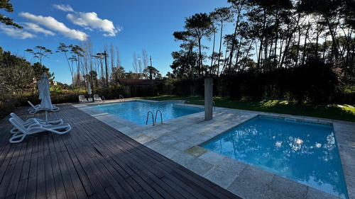 Venta Terreno, A Metros De La Playa, Pinares Punta Del Este