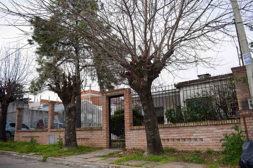 Venta Casa Con Lote En Villa Celina