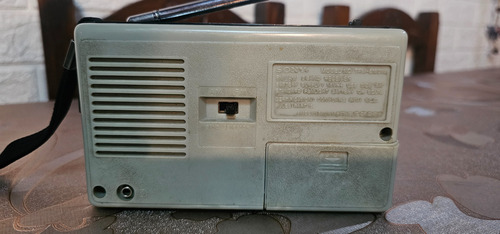 Radio Sony Tfm-6150w Plateado (Usado)