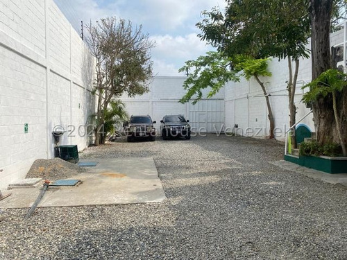 Jean Pavon Tiene Excelente Local Galpón En Alquiler En El Este De Barquisimeto Lara 1 1 9 2 4