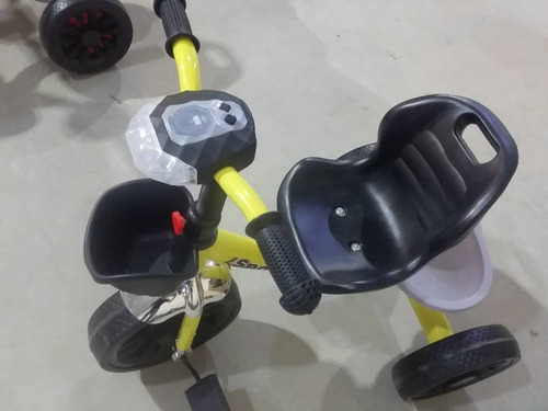 Imagen 4 de 5 de Triciclos Infantil Con Luz/música Niño Y Niñas Oferta M/d