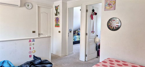 Casa En Venta De 3 Dorm. En La Florida