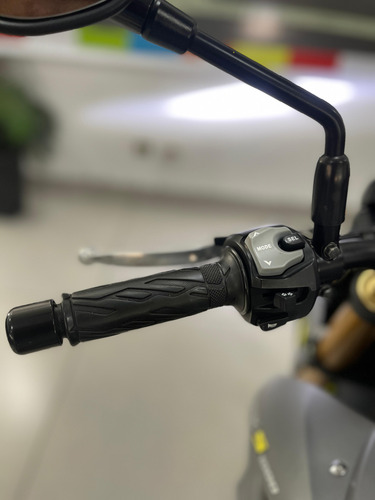 Suzuki Gsx-s1000 2017 / 28.796 Km