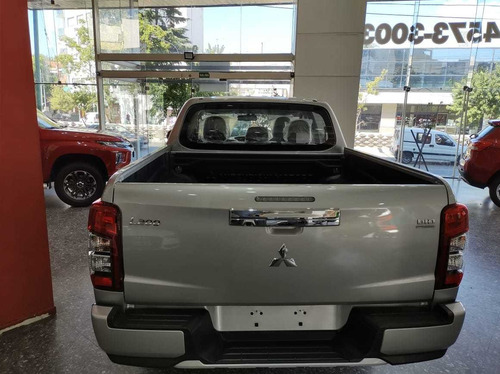 Mitsubishi L200 2.4 Did 4x4 Full Automatica