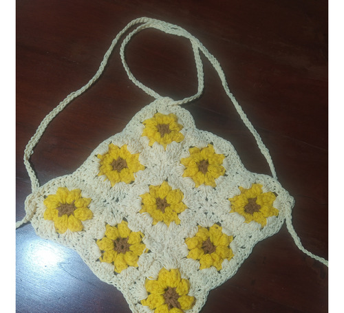 Top Remera Tejída A Mano Crochet Geometrico Tini 