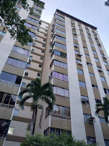 Pent House Para La Venta  Valencia Urbanización Valles De Camoruco  Vmlp                 