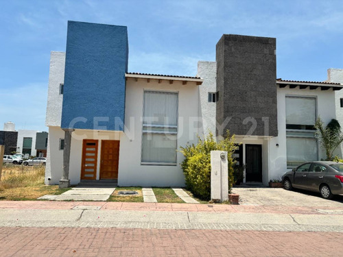 Renta De Casa En Fracc. San Jerónimo, El Pueblito, Corregidora, Querétaro