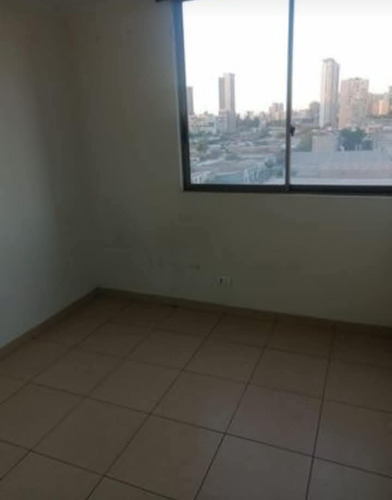 Arriendo Depto. 2d 1b Estacionamiento. Lord Cochrane 1030
