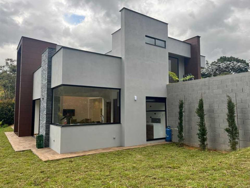 Casa Moderna En Guarne