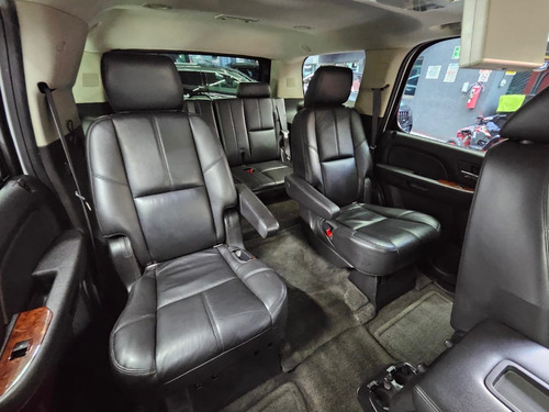 Chevrolet Tahoe E Suv Piel Cd 2a Fila Asientos 4x4 At