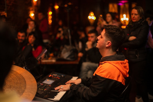 Imagen 4 de 6 de Clases De Piano Y Teclado Midi / Zona Oeste Y Clases Online