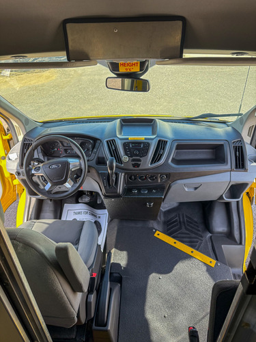 Ford Transit 3.8 Gasolina Van At