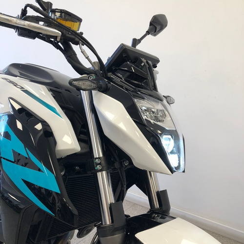 Imagen 15 de 19 de Cf Motos Rz 650 Usada
