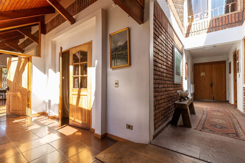 Gran Terreno Con Casa En Lo Barnechea